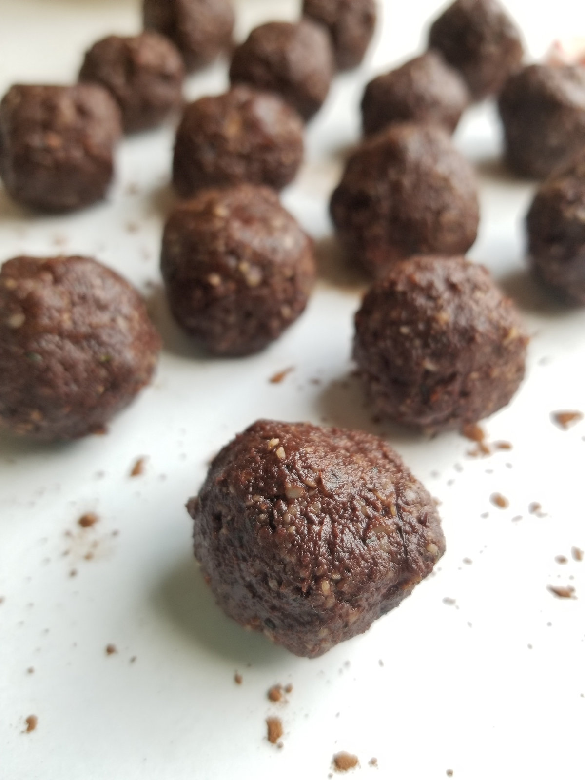 chocolate peppermint bliss balls