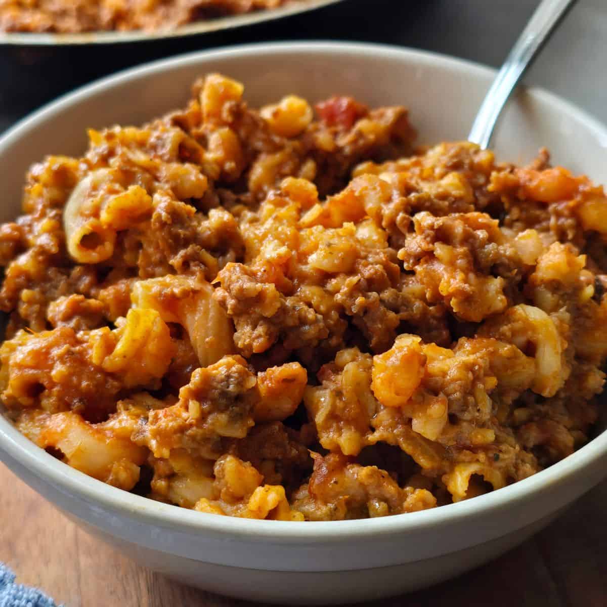 Easy gluten free Hamburger Helper recipe made in one pan