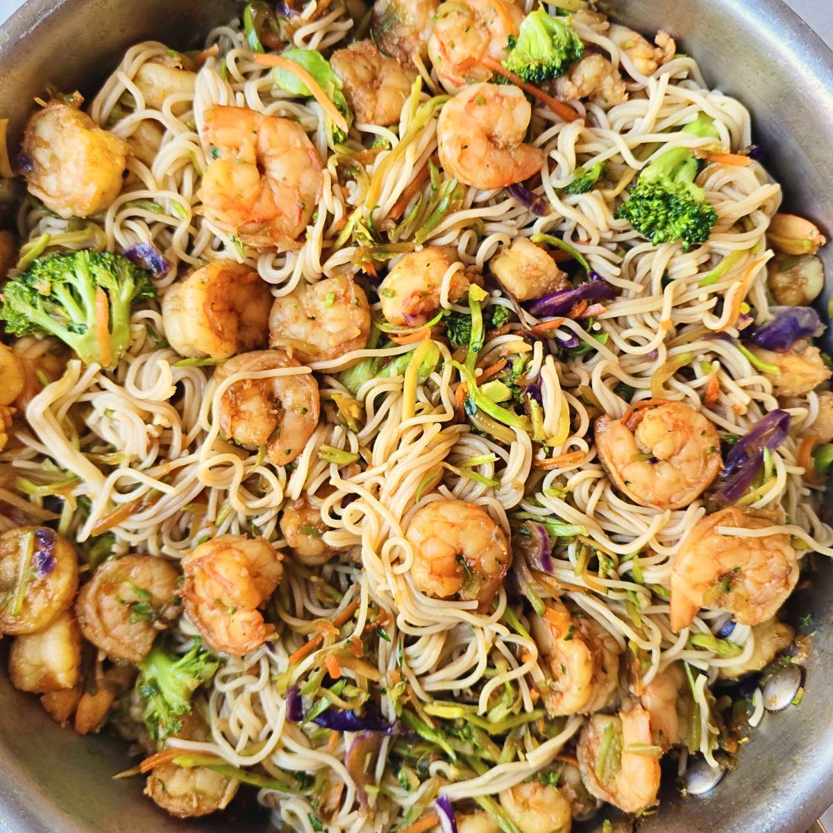 gluten free shrimp and ramen stir fry made with lotus foods gluten free ramen noodles