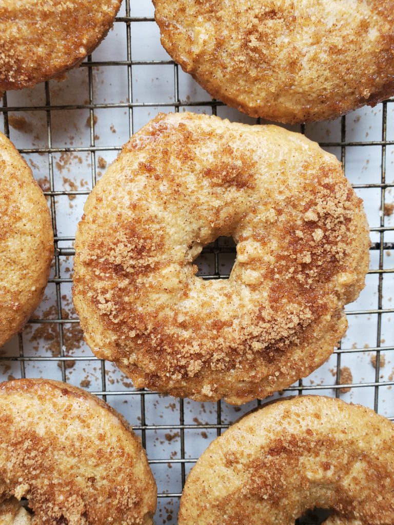 grain-free almond flour cinnamon sugar donuts