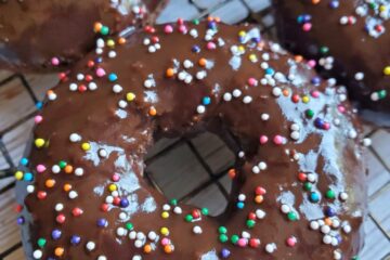 chocolate paleo donuts